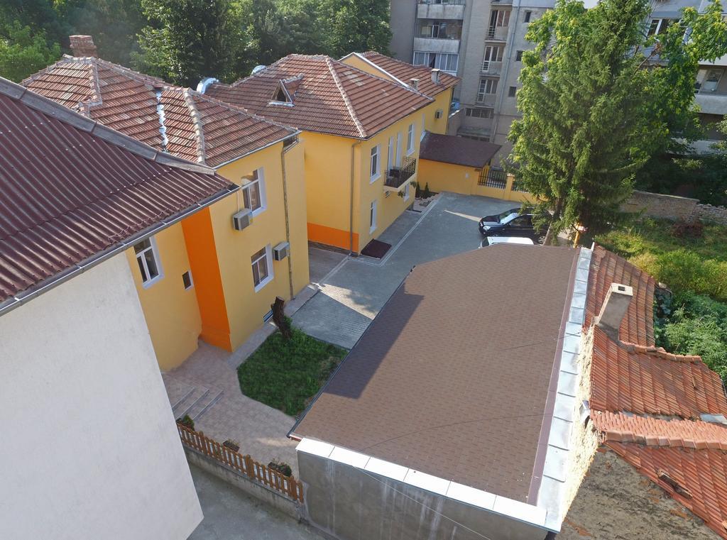 Guest House Anelim Veliko Tărnovo Exteriör bild